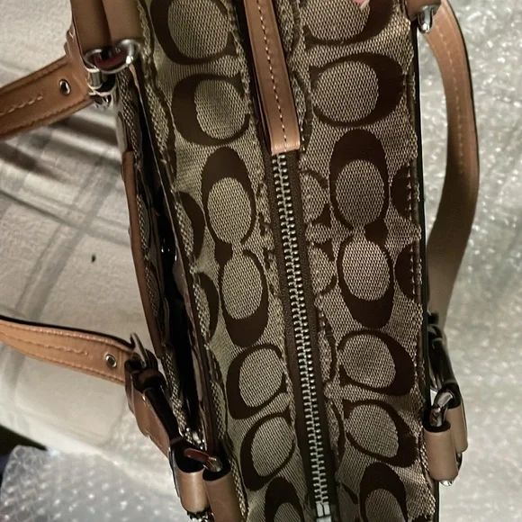 Coach signature collection purse 👜 - Picture 9 of 13